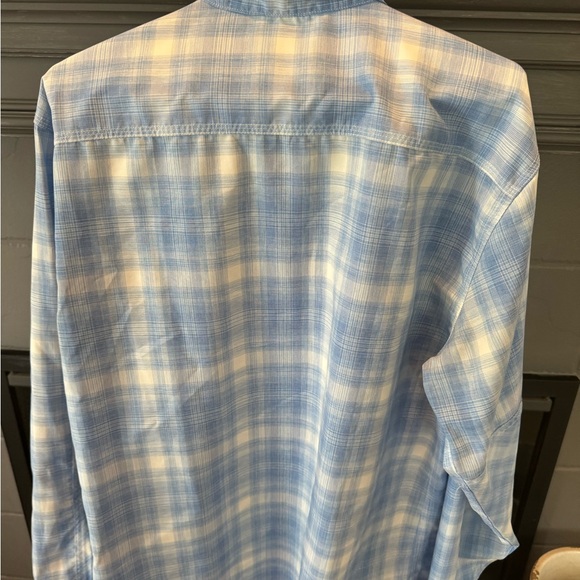 Orvis Tech Chambray Long Sleeve Men's Work Shirt - Picture 3 of 6